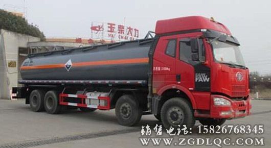 解放前四后八氨水車(19.6方) 解放前四后八氨水車(19.6方)